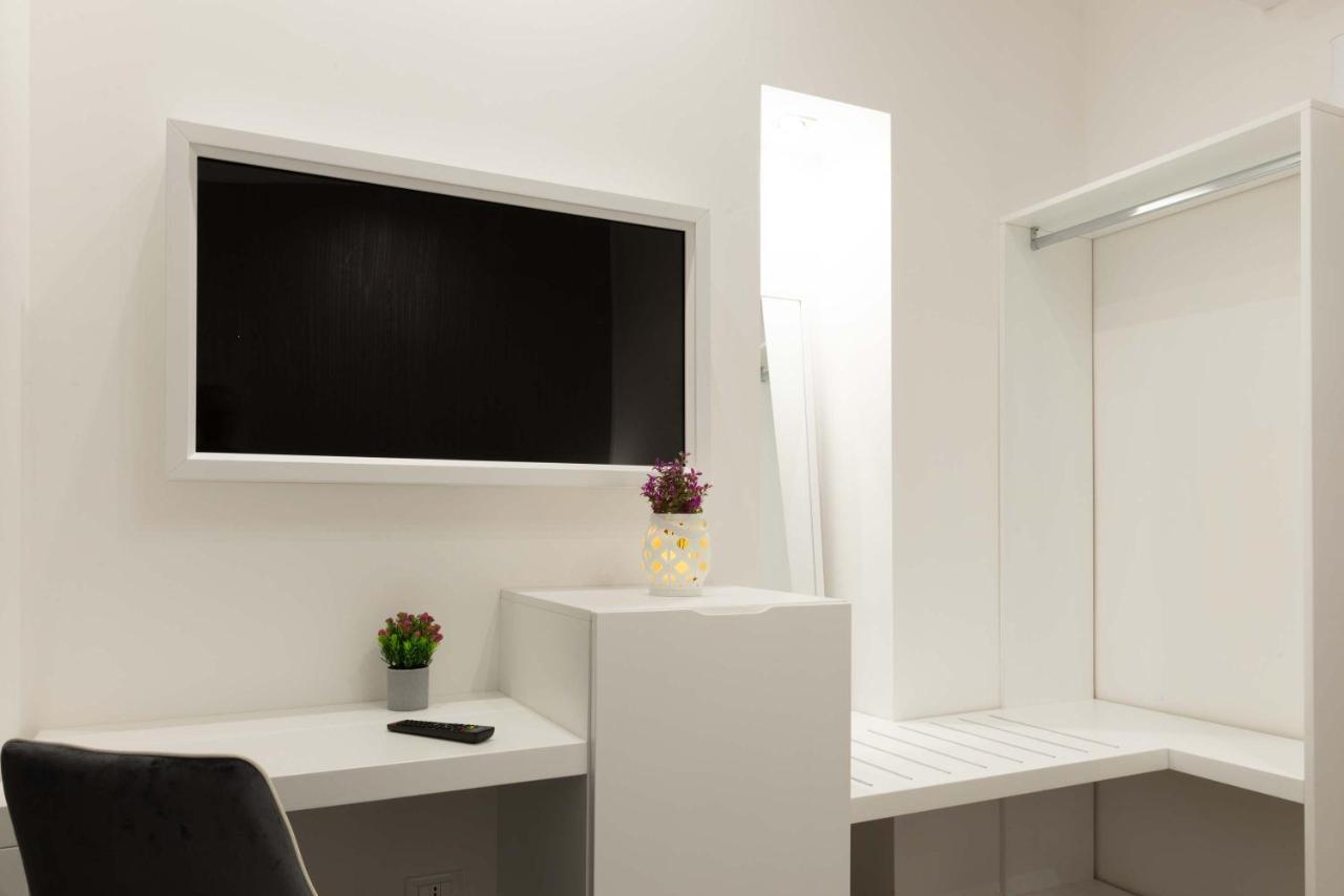 Blanc Rooms Palermo Bagian luar foto