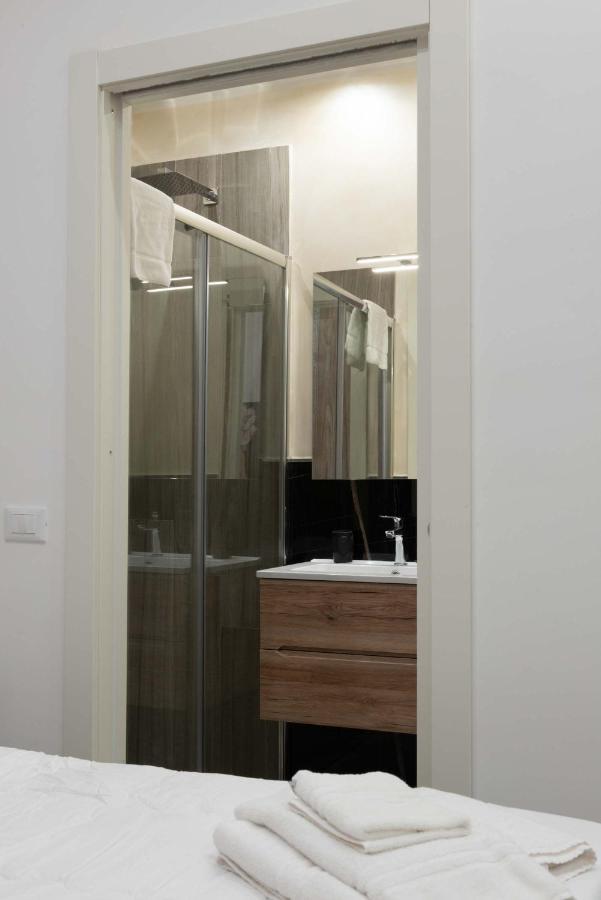 Blanc Rooms Palermo Bagian luar foto