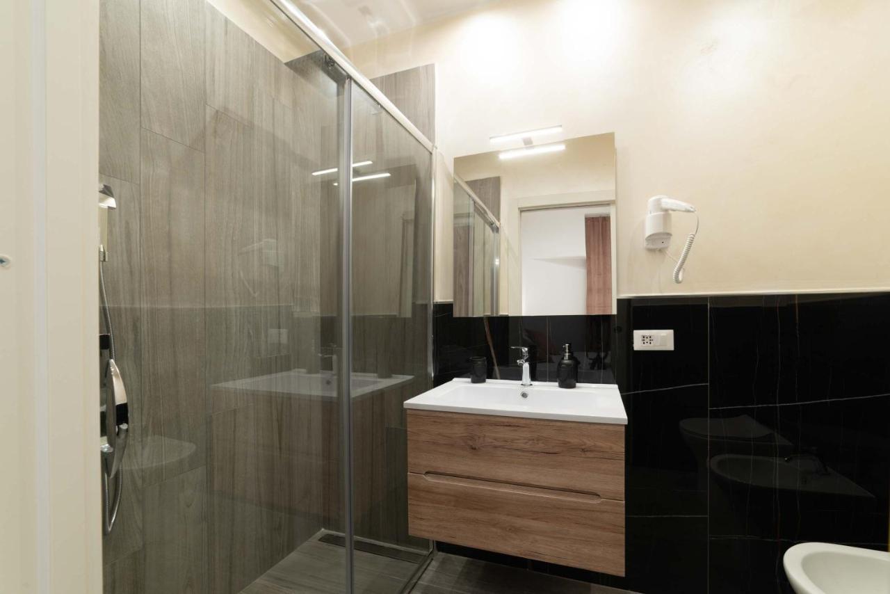 Blanc Rooms Palermo Bagian luar foto
