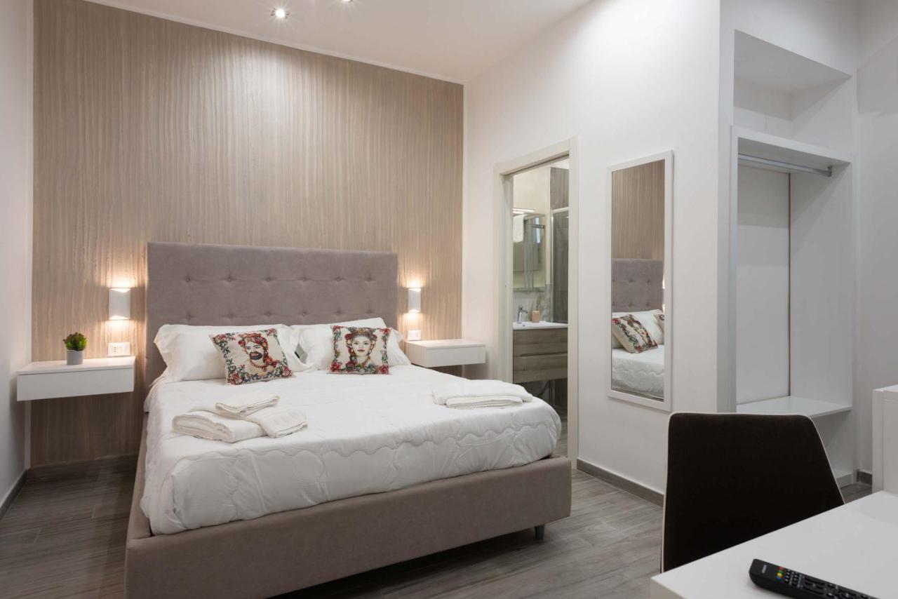 Blanc Rooms Palermo Bagian luar foto