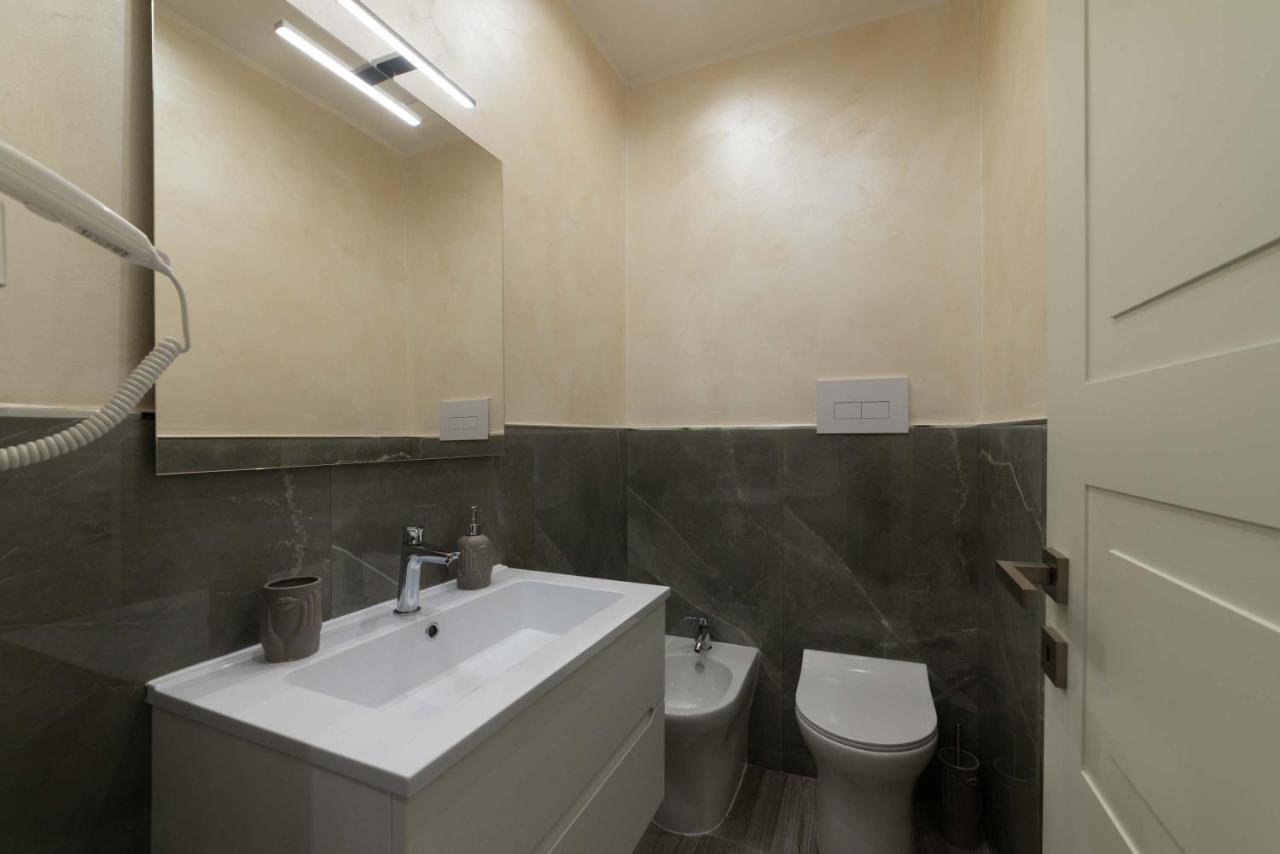 Blanc Rooms Palermo Bagian luar foto